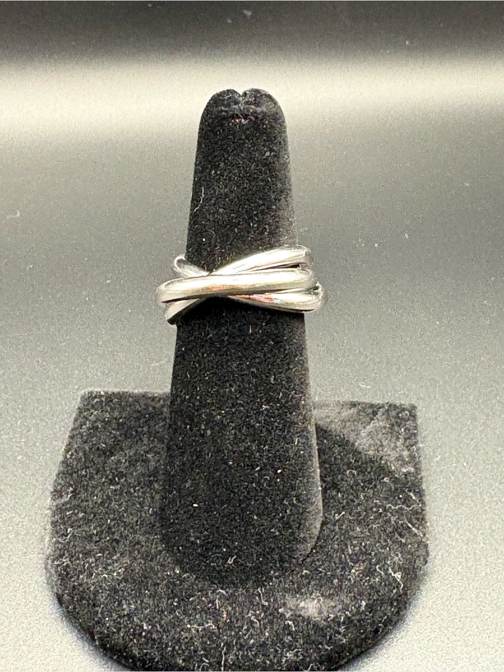 Silver Interlocking Band Ring - Silver